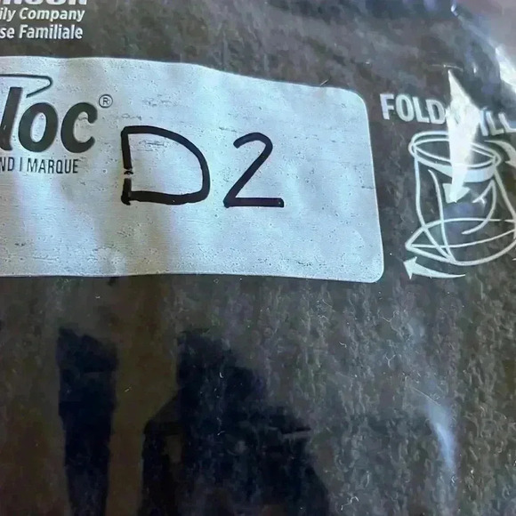 She & Sky Womens Sweater Black L V-Neck Wrap Pullover Asymmetrical Lambswool NWT - Picture 11 of 11